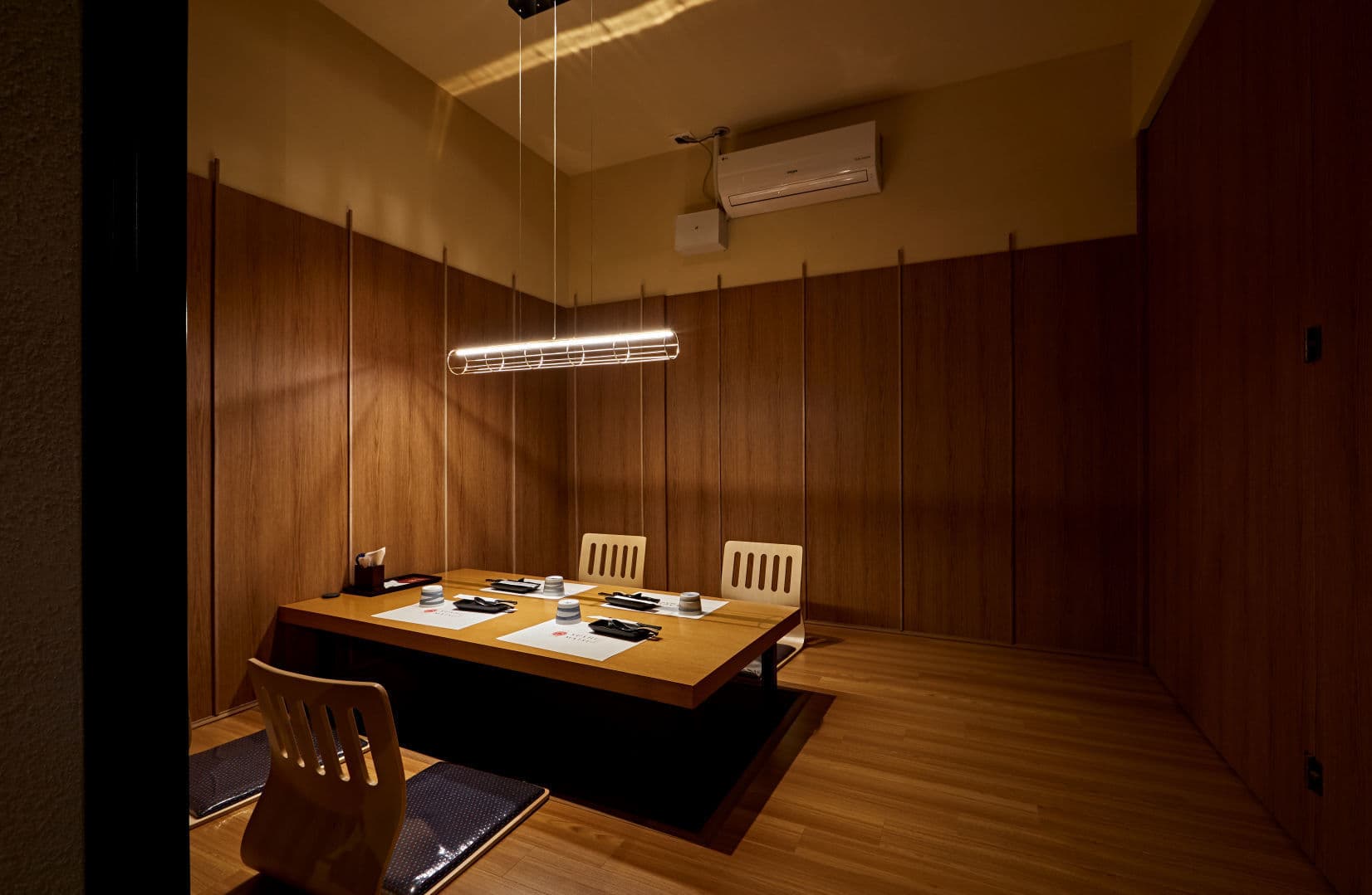 스시마츠 조명 인테리어